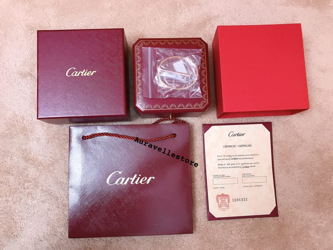 Cartier Braclete with complete packaging