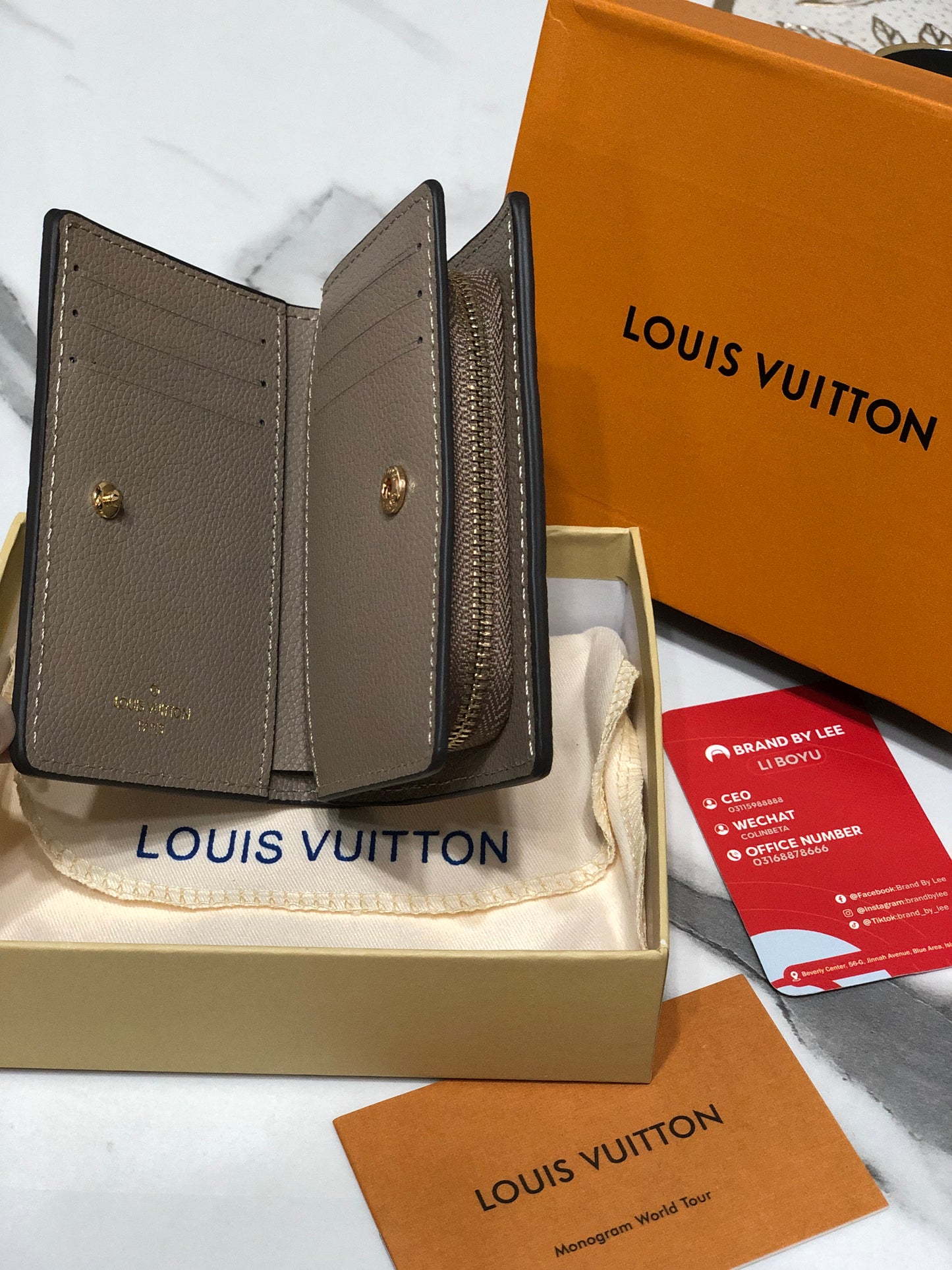 Louis Vuitton Cléa Wallet