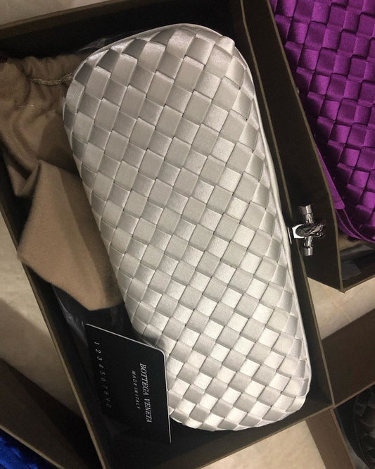 Bottega clutch