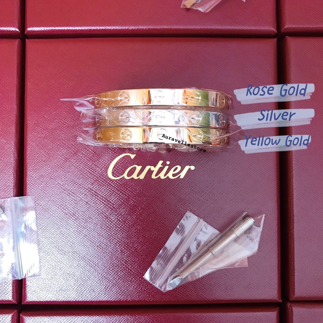 Cartier Braclete with complete packaging